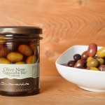 Olive nere taggiasche in salamoia.